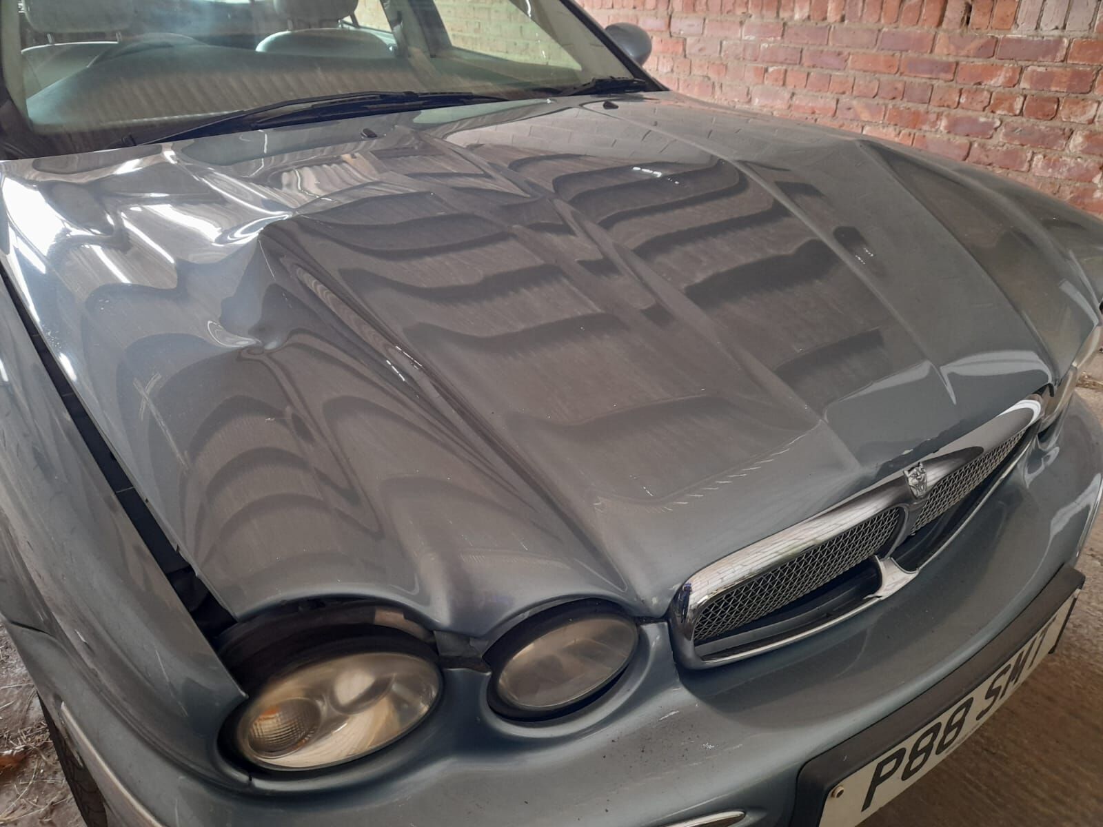 Bonnet damage on Pete Smith’s Jaguar X-Type